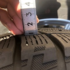 195-65r15 スタッドレス　2019年　ノア　ヴォクシー　エスクワイアー　セレナ　ステップワゴン