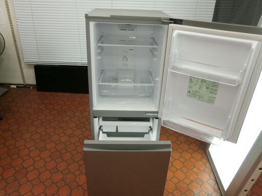 ID 985125　冷蔵庫２ドアアクア126L　２０２０年製　AQR-13J(S)