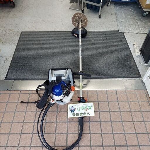 ECHO ETR261DL 背負い式刈払い機【リライズ野田愛宕店】【店頭取引限定】【中古(カバー一部欠品)】【管理番号：IT3A0DM20MS8】