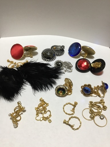 イヤリング１個300円 Kyo 西院のアクセサリー イヤリング の中古 古着あげます 譲ります ジモティーで不用品の処分