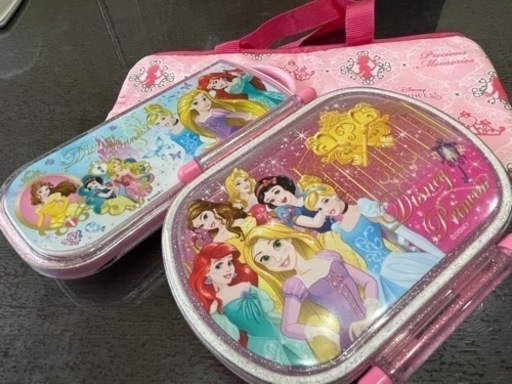 美品 ディズニープリンセス お弁当セット Megpooh 中田のその他の中古あげます 譲ります ジモティーで不用品の処分 美品 ディズニープリンセス お弁当セット Megpooh 中田のその他の中古あげます 譲ります ジモティーで不用品の処分