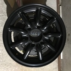 ハイエース　社外アルミホイール