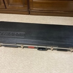 レア物？ ミュージックマン カプリスベース