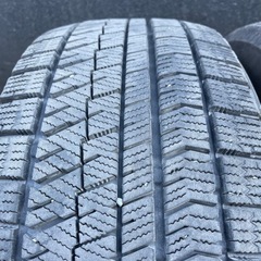 超極上タイヤ BRIDGESTONE VRX2 225/50R17 スタッドレス タイヤ 2017年製