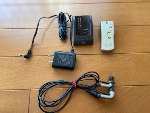 (メルカリで価格据え置きの出品のため値下げ)集音器 femini Pioneer VMR M750(使用済み)