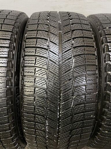MICHELIN X-ICE XI3 225/45R17 17インチ スタッドレス 4本 バリ溝 audi/A3スポーツバック/A3セダン VW/ゴルフ等　(VTI420)クレジットカード QRコード決済可能 MICHELIN X-ICE XI3 225/45R17 17インチ スタッドレス 4本 バリ溝 audi