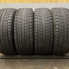 DUNLOP WINTER MAXX SJ8 265/70R16...