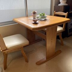 宇都宮でオシャレな家具を探すなら『オトワリバース！』ダイニング 