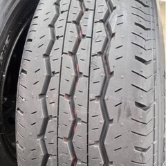 ハイエース新車外しホイール夏タイヤ