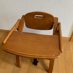 子供椅子　（木製）