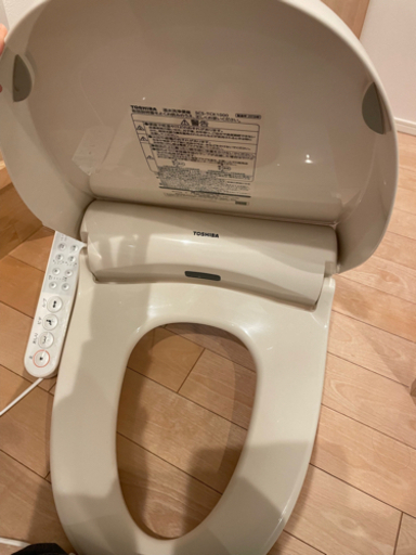 トイレ　ウォシュレット　便座