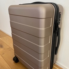 スーツケース　約35✖️50センチ