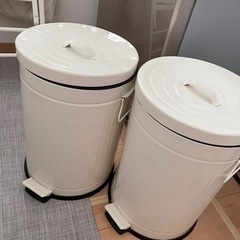 【ネット決済】ニトリ　蓋付きゴミ箱　ホワイト