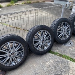 激安値下げ！早い者勝ち！美品！2018年製国産　ダンロップ　タイヤ、ホイール4本setフィットハイブリッド！