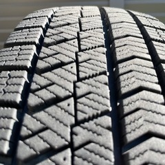 スタッドレスタイヤ　BLIZZAK VRX2（ホイール付き）