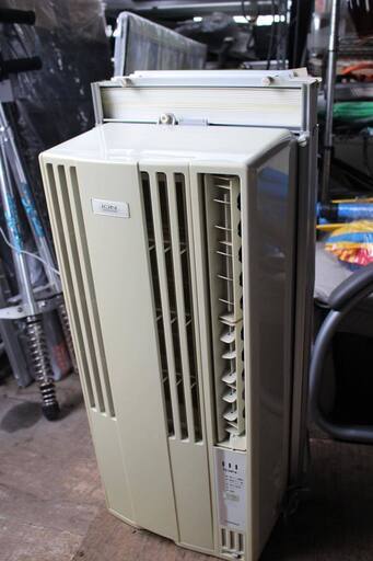 CORONA コロナ ルームエアコン ウィンド形冷房専用 CW-A1815 幅36×高さ83-140cm 2015年製