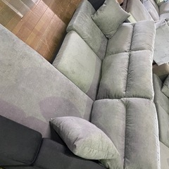 新品カウチソファー！39800円＋消費税！通常倍はします?