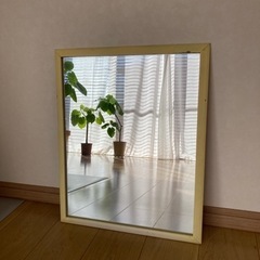 (決まりました)木製枠の鏡