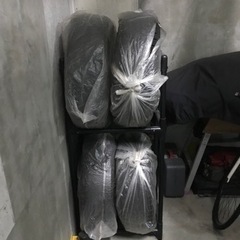 スタッドレスタイヤ　215/60 R16 