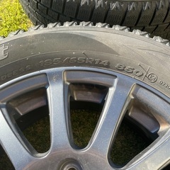 スダッドレスタイヤ、格安でお譲りします