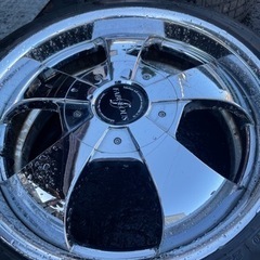 18インチアルミホイール、ファブレス、深リム