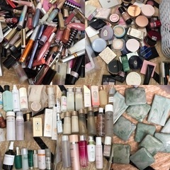 スキンケア　コスメ　化粧水　乳液　美容液　クリーム　ファンデーション　口紅　チーク　アイシャドウ　ブランド　デパコス　プチプラ　大量　まとめて　コスメ　お手入れ　フェイス　ボディ　断捨離　お買い得　