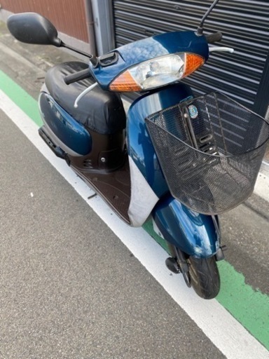 便利なカゴ付き　タクト
