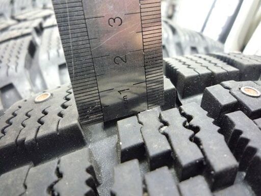 HANKOOK W404 WINTER RADIAL スパイクタイヤ 4本セット 215/55R16 93T 