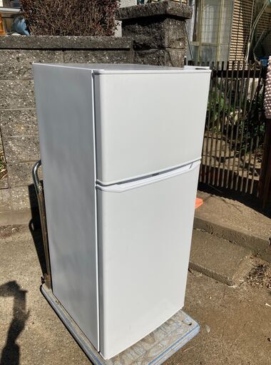 高年式ハイアール冷蔵庫JR-N130A、ハイアール洗濯機BW-45A　2台セット