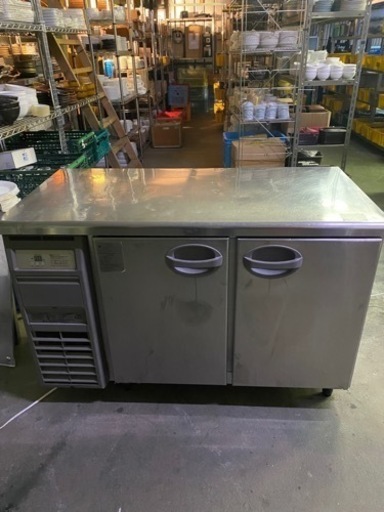 フクシマテーブル形冷蔵庫　YRC-120RM