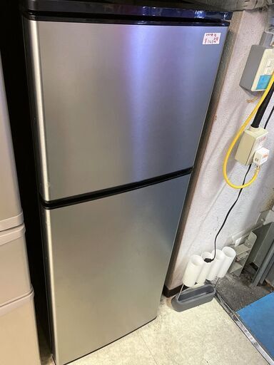 ☆中古 激安！！ ￥14,300！！アズマ　136㍑2ドア冷蔵庫　家電　2020年製　MR-ST136A型　幅49㎝Ｘ奥行54㎝Ｘ高さ128㎝　【BBK053】