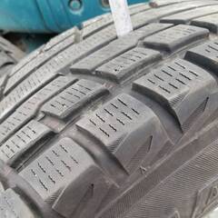 スタッドレスタイヤ　YOKOHAMA GEOLANDAR　２８５ /７５R１６　１１６/１１３Ｑ　４本セット