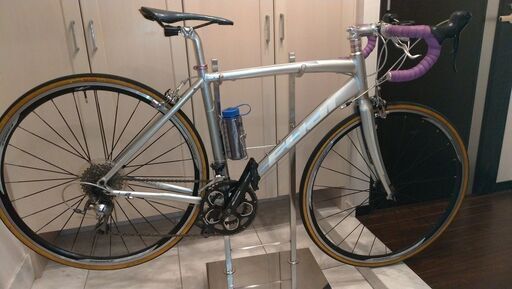 FUJI SPORTIF 2.1 シルバー 52cm 室内保管