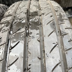 イボ付き　新車外し　YOKOHAMA ブルーアース　E51 215/65R16 夏タイヤ　2019年製