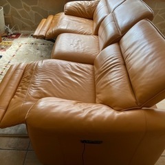 高級三人掛けソファー✨値下げしました❗️