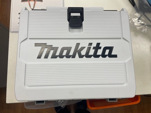 マキタ　インパクトドライバー　TD149DRFX 程度A 充電池✖️2 充電器✖️1