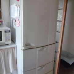 （古い大型冷蔵庫）ナショナル冷凍冷蔵庫NR-421V1（1997年製）