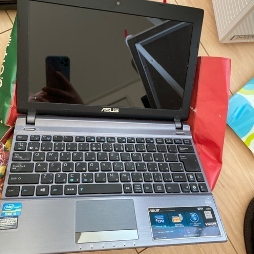 ASUS ノートパソコン u24a