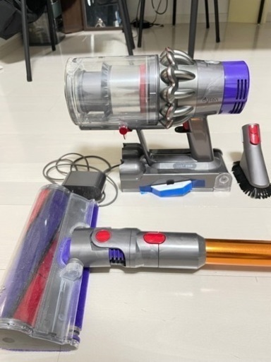 ダイソン 掃除機 / Dyson V10 Fluffy SV12 FF