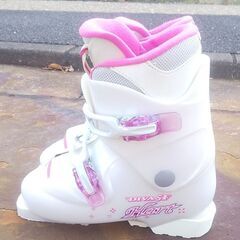 スキー靴23.0cm(白ピンク)引渡し待機中