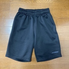 Reebok ハーフパンツ S 黒