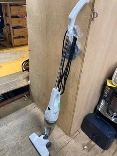 A1145 掃除機  スティッククリーナー
