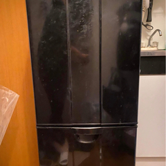 中古品の冷蔵庫　HAIER 2011年製　無料であげます