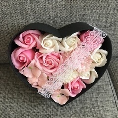 【ネット決済・配送可】お祝い・インテリアに♡バラの造花インテリア雑貨