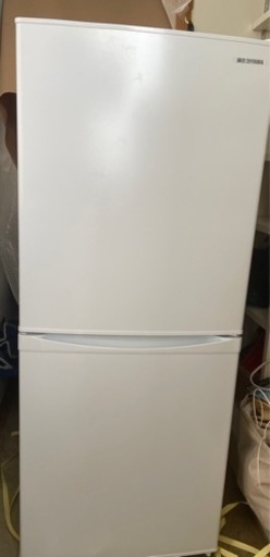冷蔵庫 小型 2ドア 142L ノンフロン冷凍冷蔵庫  中古
