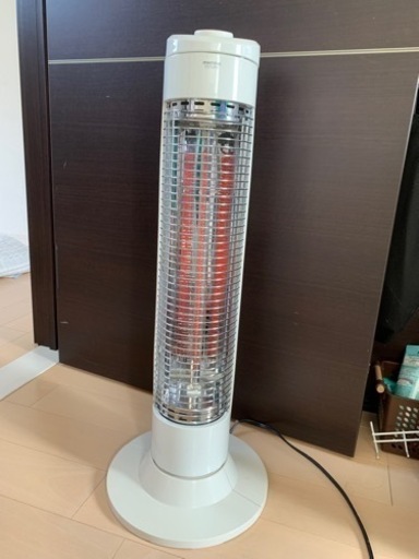 お取引き成立しました！動作確認タワー式　遠赤外線ヒーター