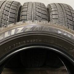 BS BLIZZAK VRX 215/60R16 16インチ スタッドレス 4本 クラウンロイヤル マークX ティアナ audi/Q2等　(TH497)クレジットカード QRコード決済可能