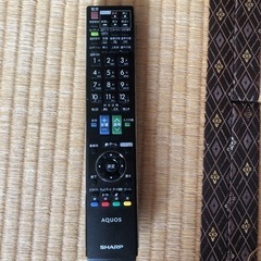 SHARP AQUOS 26v リモコン+テレビ台付き