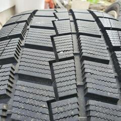 スタッドレス　タイヤホイール17インチセット　Jeep　レネゲード　