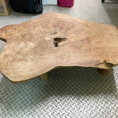 きまりました　木のテーブル　ローテーブル　キズあり　アンティーク 中古
